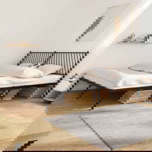 Metalni okvir za krevet s uzglavljem crni 200x200 cm Slike
