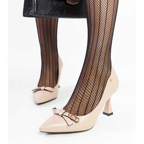 VINCEZA Beige block heel pumps Slike