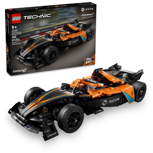 Lego Technic: NEOM McLaren Formula E Race Car Cene
