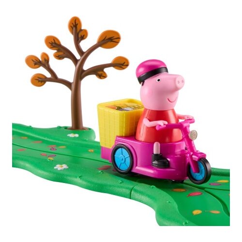 PEPA PIG Peppa pig whizz around pedal along set ( TO8534 ) Cene