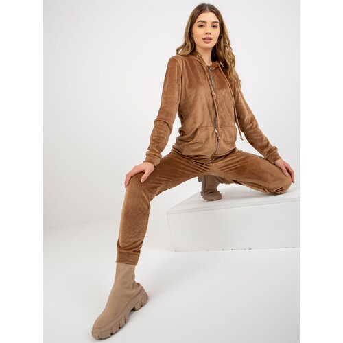 RELEVANCE RV-KMPL-6087-2.14-camel set Cene