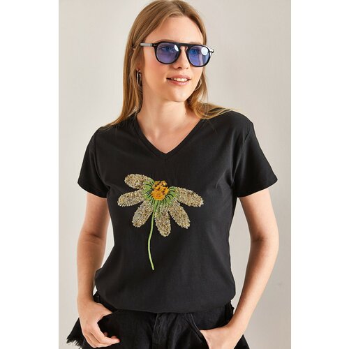 Bianco Lucci Women's Daisy Embroidered Tshirt Slike