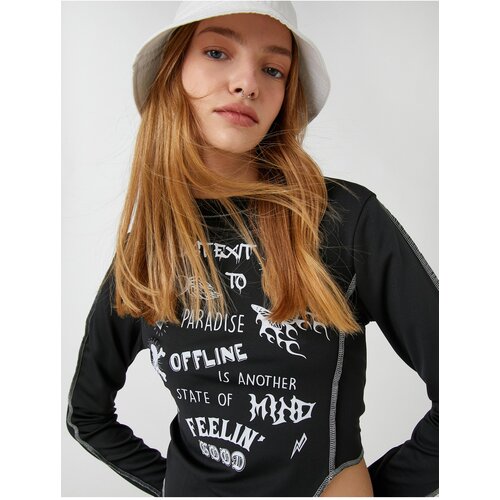 Koton Long Sleeve T-Shirt Gothic Printed Asymmetrical Cut Stand Up Collar Slike