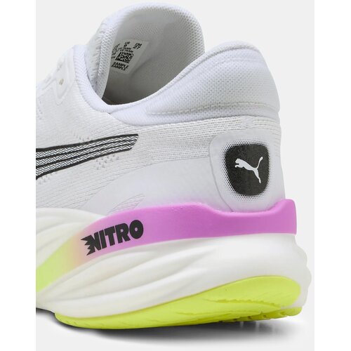 Puma Teka&amp;scaron;ki čevelj &amp;#039;Magnify Nitro 2&amp;#039; črna / bela Slike