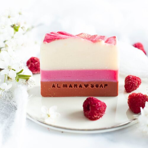Almara Soap Fancy Juicy Raspberries ročno izdelano milo 100 g Slike