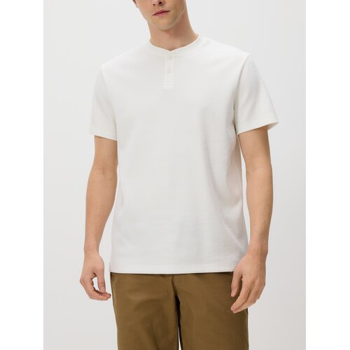 Reserved Henley majica klasičnog kroja - krem Cene