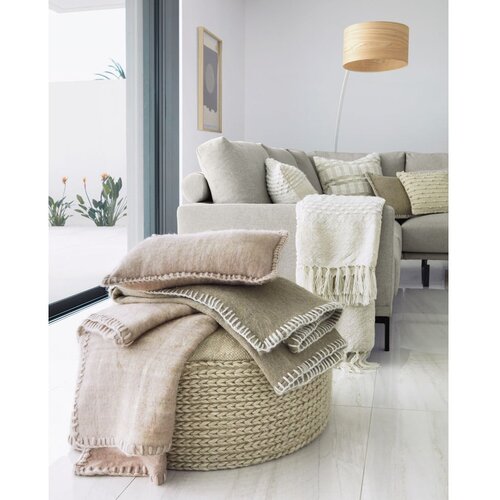 Kave Home Ukrasna jastučnica od mje&amp;scaron;avine vune 30x50 cm Augustina &amp;ndash; Slike