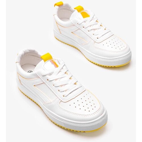 D/CEO White and yellow sports sneakers Maggie Cene