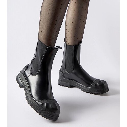 Gemre Black insulated chunky boots Albanese Slike