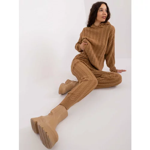 Fashion Hunters Women's Cable Knitted Camel Set