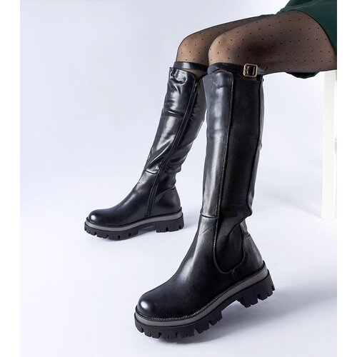 Gemre Black massive boots with a decorative strap Stuart Cijene