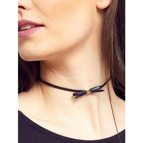 Yups Skai necklace with bow-shaped tag Slike