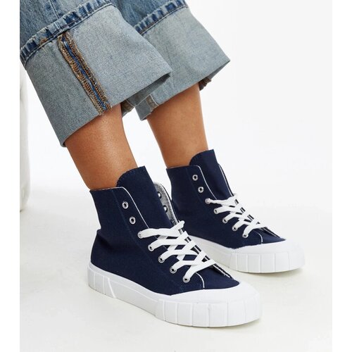 D/CEO Black trainers Beat Slike