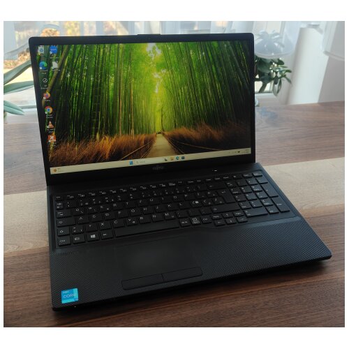 Fujitsu Obnovljeno - kot novo - RNW Lifebook 3511 15.6&Prime; i3 11gen A klasa WIN11, (5000179263) Cene