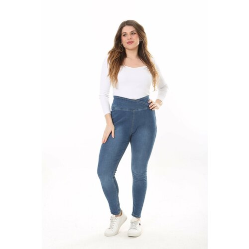 Şans Women's Plus Size Navy Blue Belt Detailed Waist Side Zipper Back Pocket Jeans Slike