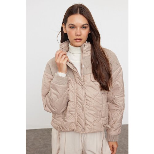 Trendyol Beige Oversize Knitwear Detailed Quilted Puffer Coat Cene