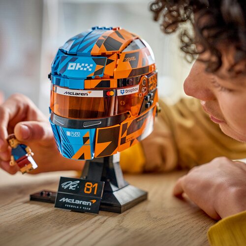 Lego editions - mclaren mastercard F1 team kaciga oscar piastri (43017) Slike