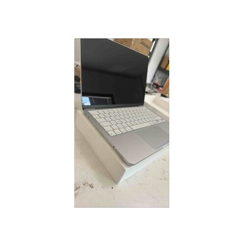 Apple MacBook Neo 13 A18 Pro 8GB/256GB SSD Silver MHFA4ZE Outlet Cene