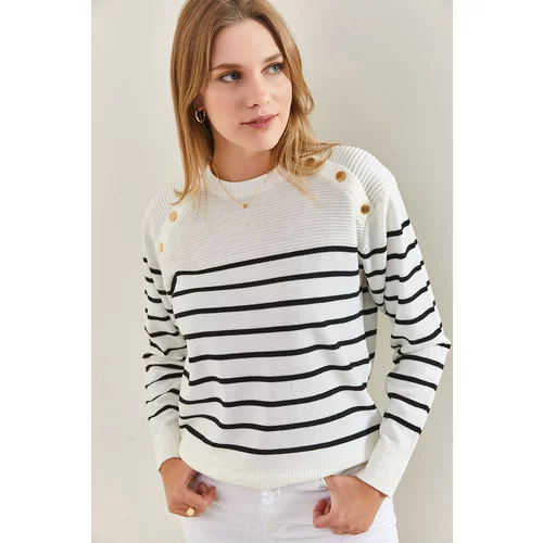 Bianco Lucci Women's Shoulder Button Detailed Knitwear Sweater