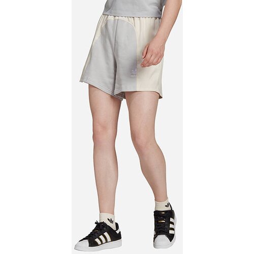 Adidas Kratke hlačice7038 Slike