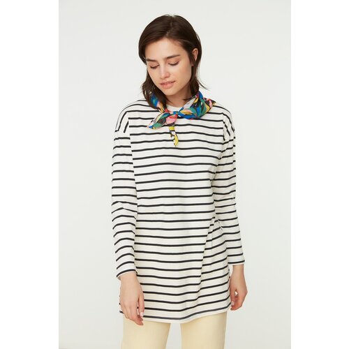 Trendyol Tunic - Black - Regular fit Slike