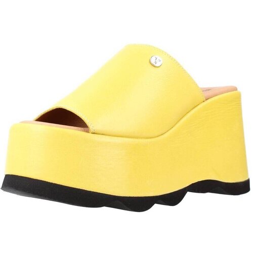 YELLOW Sandali & Odprti čevlji CHARLOTTE Rumena Cene
