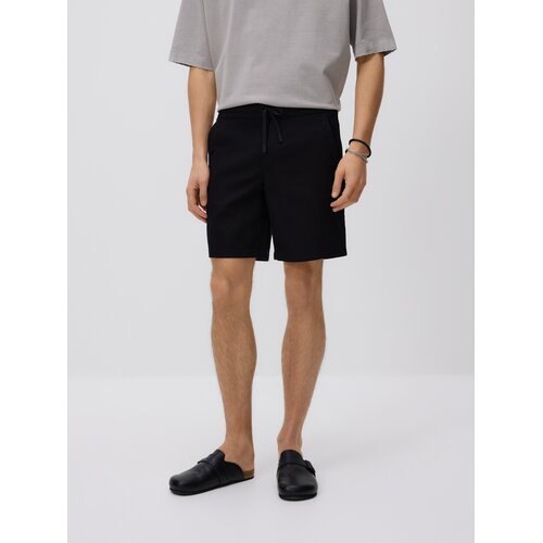 Reserved Pamučne jogger kratke hlače - crno Cene