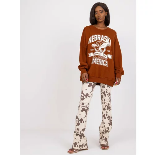 Fashion Hunters Brown sweatshirt with pockets from Patricia