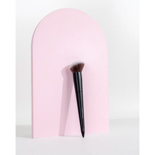 Brushworks Angled Blush Brush po&amp;scaron;even čopič za rdečilo vrsta NO. 7 1 kos Slike