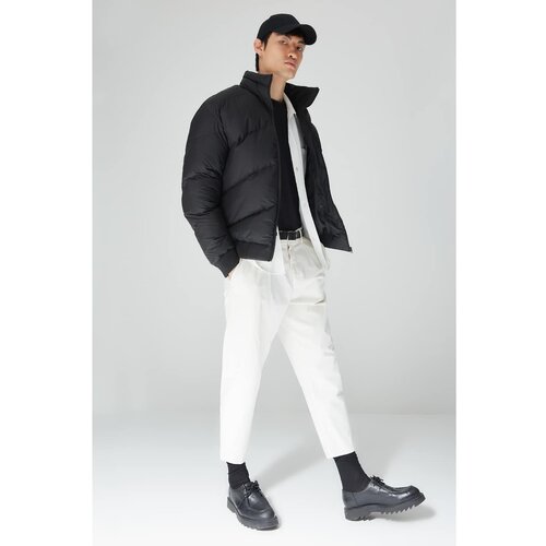 Trendyol Black Men's Regular Fit Oblique Windproof Jacket Cene