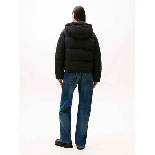 Tommy Jeans Zimska jakna crna Slike