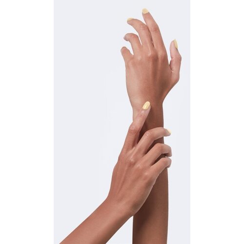 Gucci Beauty Vernis &amp;agrave; Ongles lak za nohte odtenek 218 Cecilia Ivory 10 ml Slike