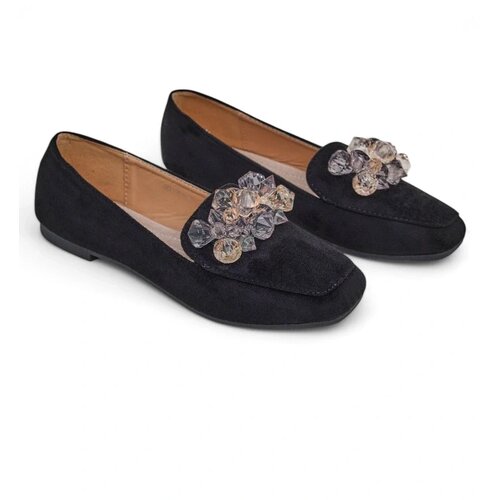 Resti Women&amp;#039;s moccasins with beads Zimiles Slike