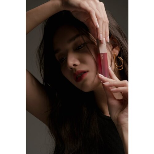 Thim Sheer Matte Liquid Lip lahka tekoča mat &amp;scaron;minka za dolgoobstojen učinek odtenek 05 Deep Berry 4 g Slike
