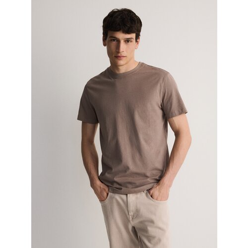 Reserved majica regular fit - rjava Slike