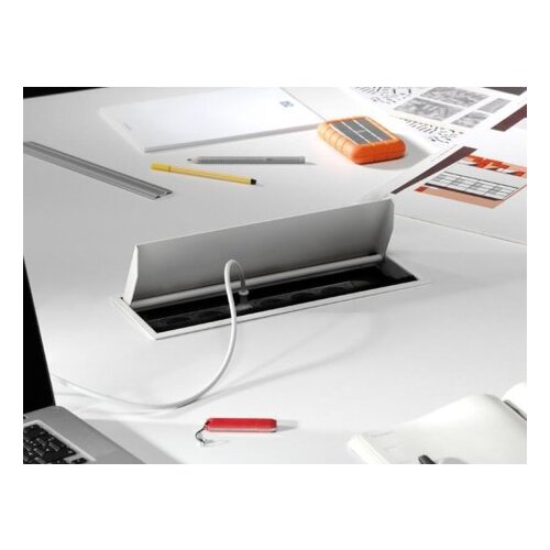 Boschmann CONI napojni modul 2x &amp;scaron;uko+1x prazno mesto,kabl 0,2m GST18 Slike