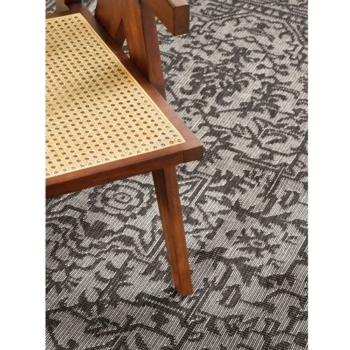 NORTHRUGS Črno-bela notranja in zunanja preproga 120x170 cm Duet Kona &amp;ndash; Slike