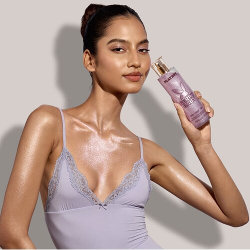 Playboy Berry Baby pr&amp;scaron;ilo za telo z ble&amp;scaron;čicami za ženske 250 ml Slike
