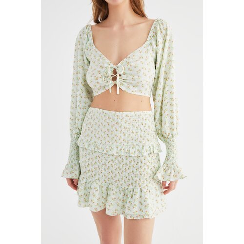 Trendyol Floral Pattern Woven Frill Blouse and Skirt Set Cene