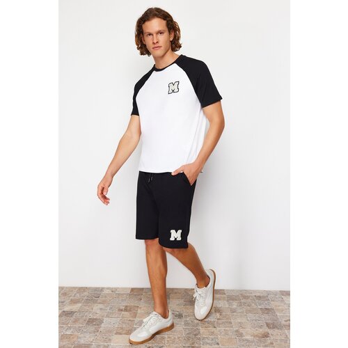 Trendyol Black and White Embroidered Raglan Sleeve Knitted Pajamas Set Slike
