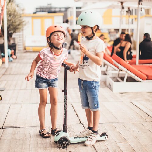 Scoot&amp;amp;Ride&amp;reg; dječja kaciga s lemon Slike