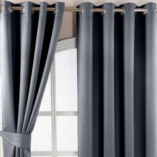 HOMESCAPES Temno siva Herringbone Chevron Blackout Termalne zavese Par Eyelet Style, 228x228 cm, (20749367) Cene