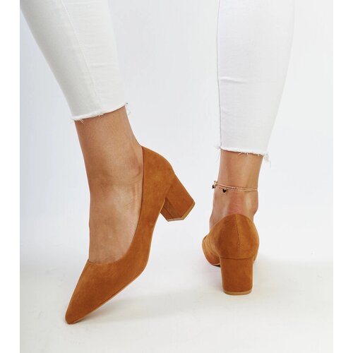 Gemre Brown block heel pumps Araxi Cene