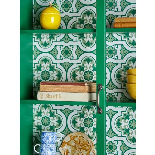 Bloomingville Zelena stenska vitrina iz masivne jelke 81x122x22 cm Hazem &amp;ndash; Slike