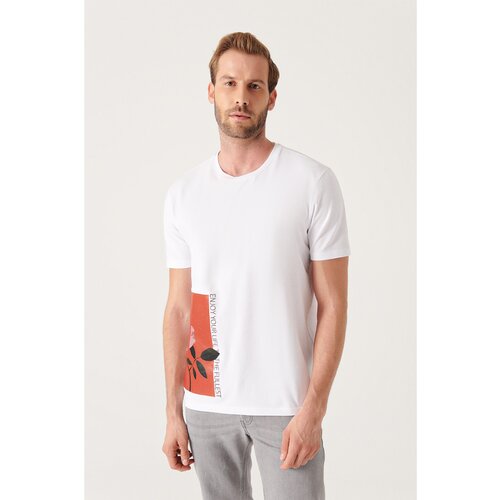 Avva Men's White Graphic Printed Cotton T-shirt Slike