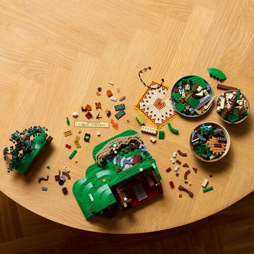Lego Icons - Gospodar prstenova: Okrug&amp;trade; (10354) Slike