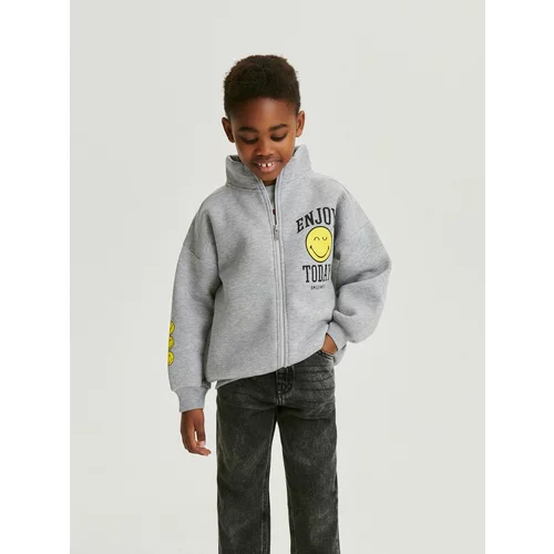 Reserved pulover s pokončnim ovratnikom SmileyWorld® - svetlo siva