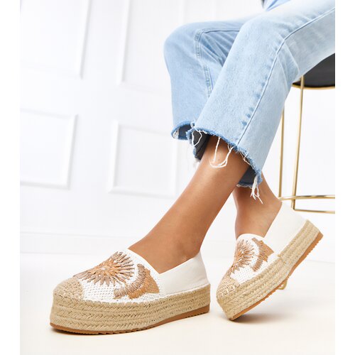 D/CEO White espadrilles with embroidery on a platform Lorina Slike
