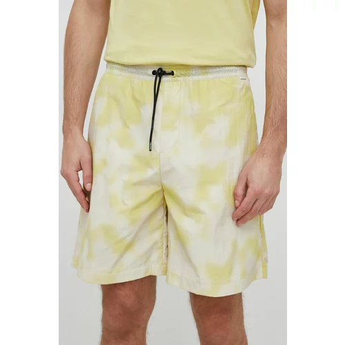 Calvin Klein Kratke hlače moški, rumena barva