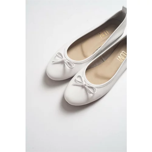 LuviShoes 01 White Skin Women's Flat Shoes